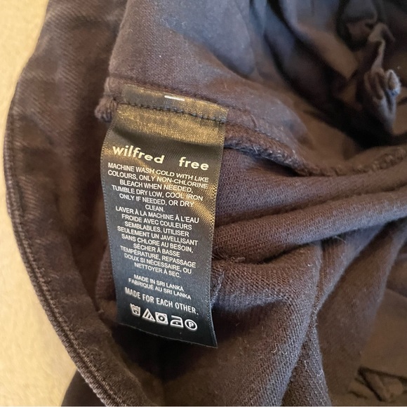 Wilfred Free Modern Cargo Pant black utility aritzia pants jeans denim jeans - Picture 13 of 16